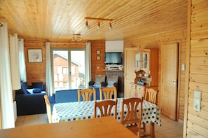 Comfort Chalet, 4 Bedrooms