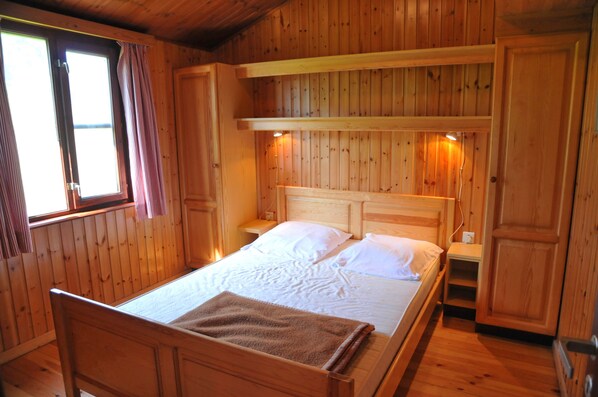Chalet Standard, 2 chambres | 2 chambres, lit de bébé (supplément)