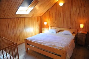 4 chambres, lits bébé (en supplément)