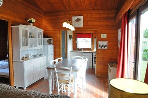舒適小木屋, 2 間臥室 | 房內用餐