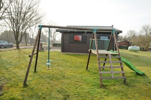 Children’s play area – outdoor