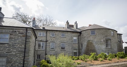 Cardigan Castle - Self Catering lets