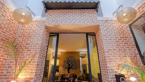 Unclassified image, 2 of 45, button - Riad salam 40 (Marrakech)