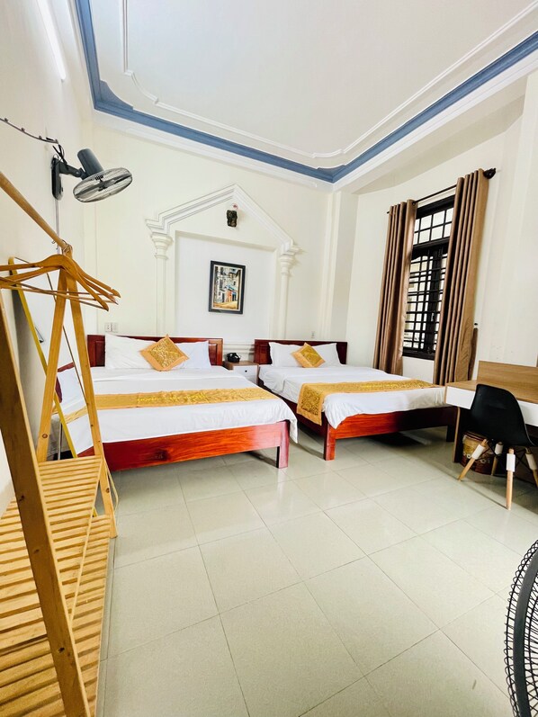 Familjerum | Skrivbord och gratis wi-fi