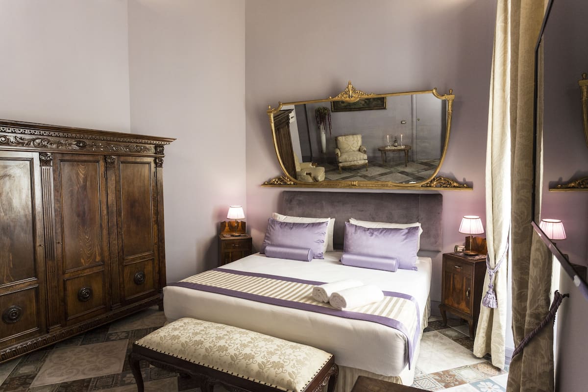 Suite Deluks, Bebas Asap Rokok, pemandangan kota (Pietro Griffo) | 1 kamar tidur, seprai Frette Italia, dan seprai premium
