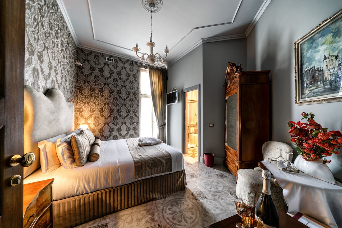 Kamar Double Standar, Bebas Asap Rokok (Modica Dolce) | 1 kamar tidur, seprai Frette Italia, dan seprai premium
