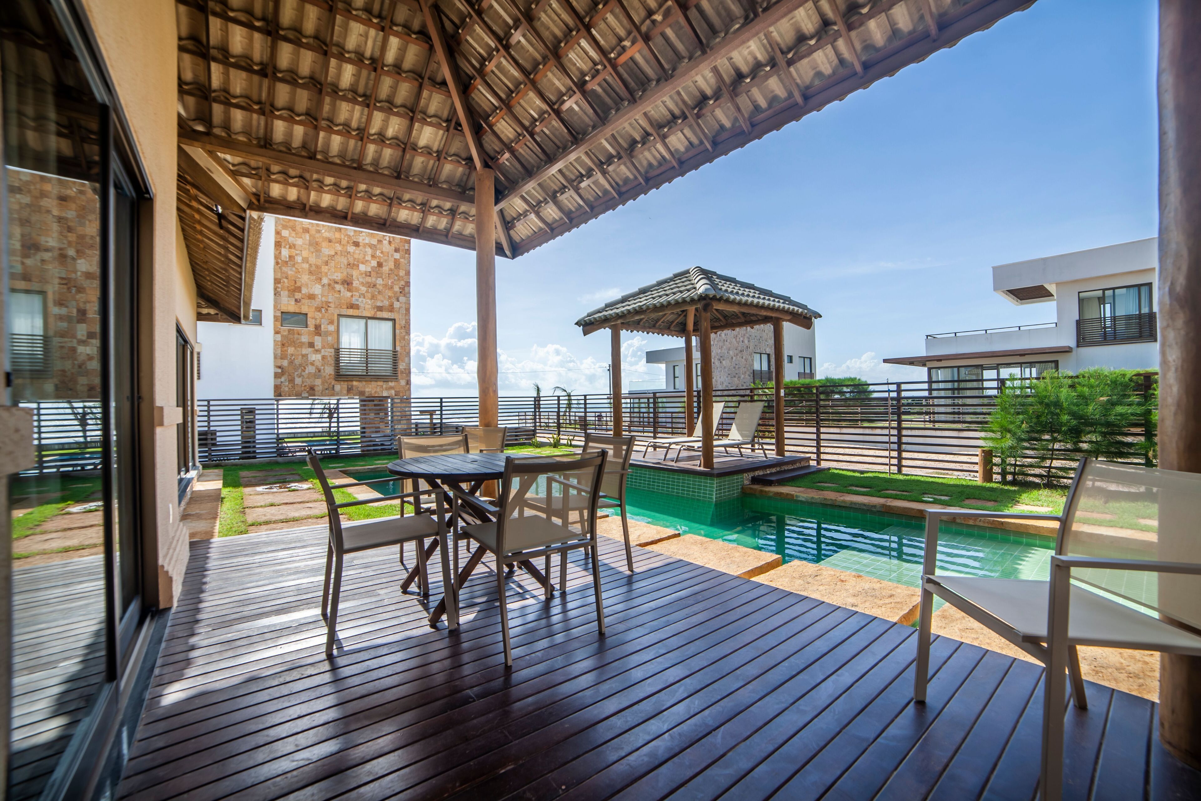 Villa Sumatera Sea View - 3 suítes com piscina | Terrace/patio