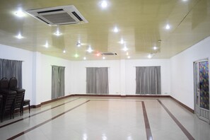 Meeting facility - Cox's Inn (Cox's Bazar)