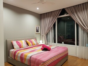 4 chambres, fer et planche à repasser, Wi-Fi gratuit, draps fournis