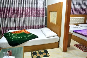 View from room - Hotel Pink Shore (Cox's Bazar)