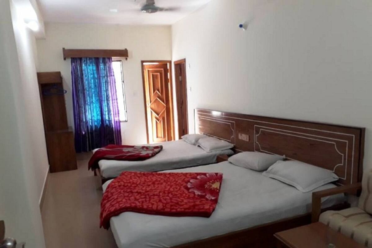Family Room | Premium bedding, WiFi (free), bed sheets