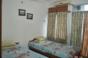 2 bedrooms, premium bedding, individually decorated