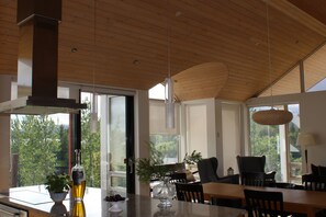 تناول الطعام