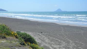 Beach nearby, beach towels