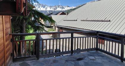 Vars Sainte Catherine: The charm of an apartment in an old house