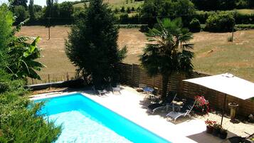 Piscine extérieure, piscine chauffée
