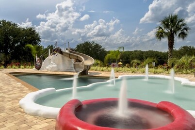 5 Acre Estate With 11 Bedrooms & Giant Pool w/ Slide, Splash Park, & Crazy Golf!