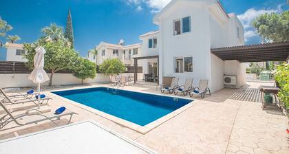 Protaras Holiday Villa MA14 - huvila, joka nukkuu 6 vieraita 3 makuuhuonetta