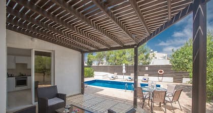 Protaras Mandali Villa MA14 - a villa that sleeps 6 guests in 3 bedrooms