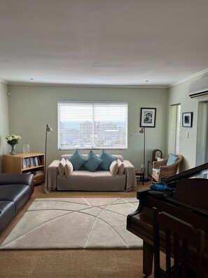 Kirjoja, videokirjasto