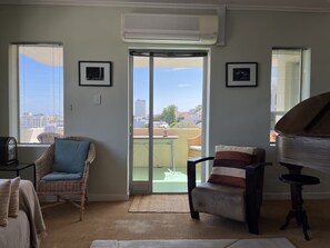 Kirjoja, videokirjasto