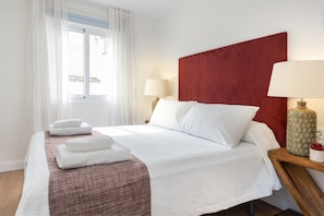 2 habitaciones, tabla de planchar con plancha, wifi y ropa de cama 