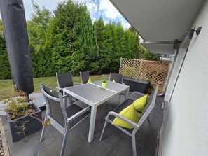 Outdoor dining - Vacation Rental - Vellamo with a Family Bed - Vellamo Vacation Rental (Rerik)