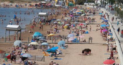 Maison confortable Wi-Fi prÚs tous commerces 8 adultes + 1 bébé animaux oui