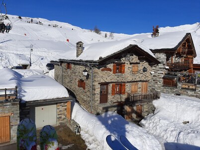 Authentic Savoyard chalet at the foot of the slopes in a French/Italian resort