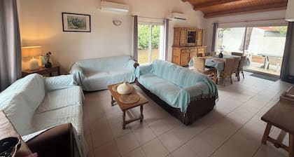 Komfortable Villa, direkter Zugang zum Meer und Wald