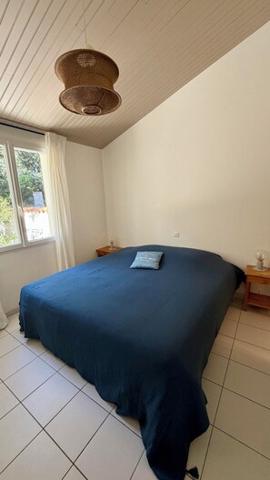 4 bedrooms, iron/ironing board, travel cot, free WiFi - Le Nid des Nôtres - a cocoon of softness between sea and forest 🌊☀️ (La Faute-Sur-Mer)