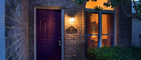 تفاصيل الفندق من الخارج