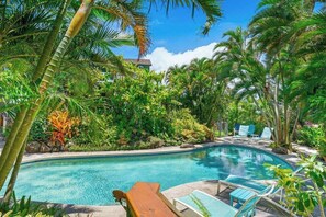 Outdoor pool - Priv Hot Tub + Shared Jungle Pool! - Ocean Lookout (Haiku)