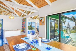 Dining - Priv Hot Tub + Shared Jungle Pool! - Ocean Lookout (Haiku)