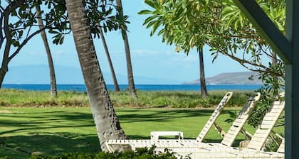 MAUI KIHEI CASA FRENTE A LA PLAYA 4 Dormitorios; Una de las dos casas adyacentes.