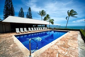 Outdoor pool - MOLOKAI ISLAND   Two Bedroom Oceanfront Top End Unit!  (Kaunakakai)