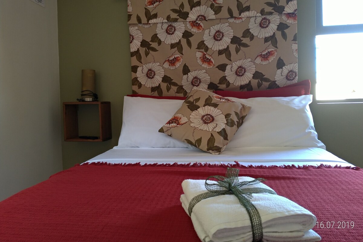 Family Suite (Deluxe) | Individually decorated, individually furnished, free WiFi, bed sheets