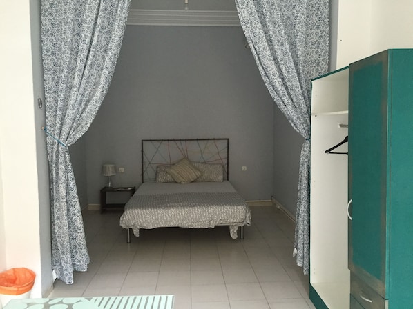 Décoration personnalisée, ameublement personnalisé, bureau