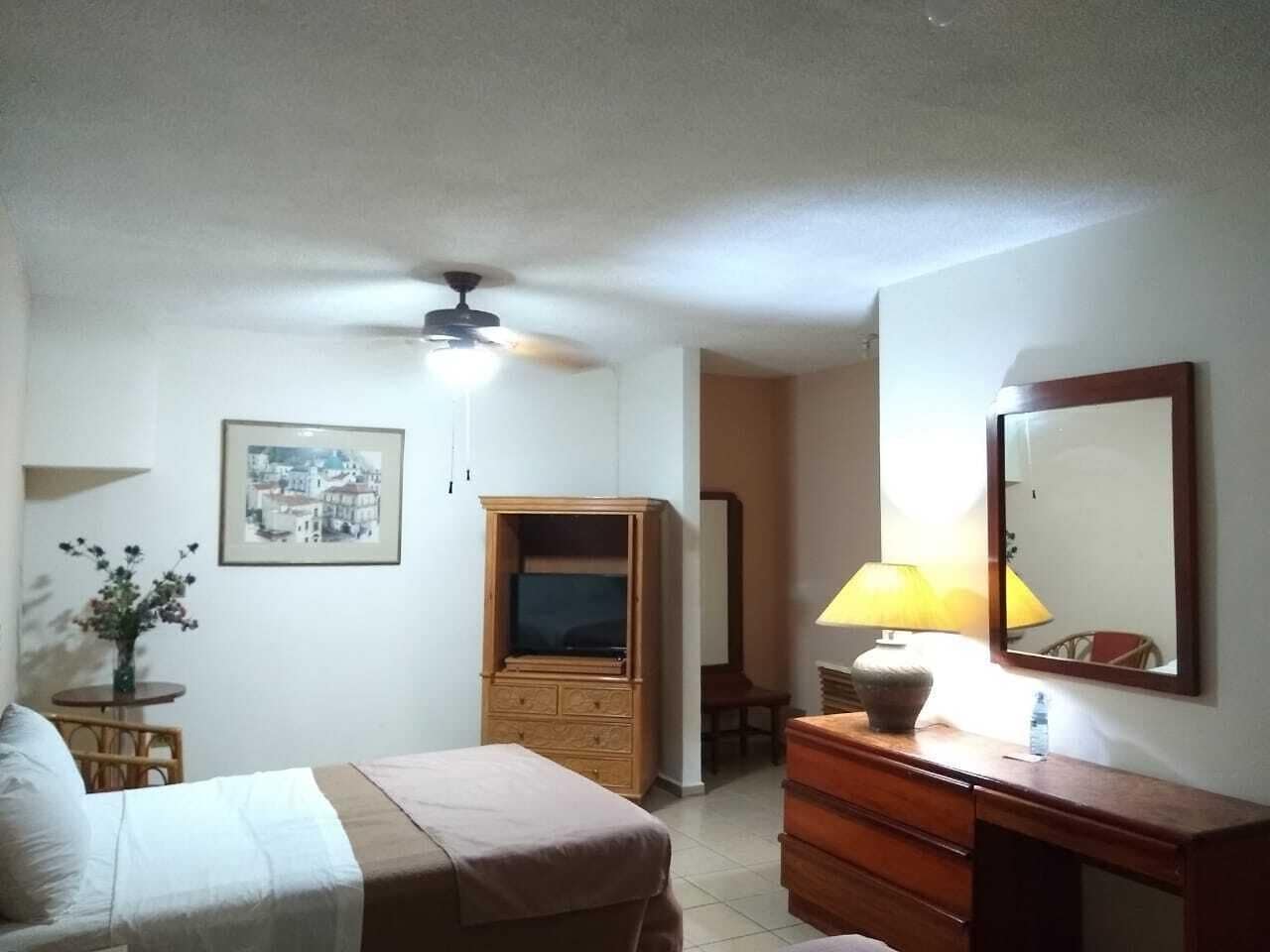 standard double room | blackout curtains, free wifi, bed sheets