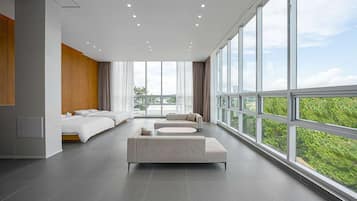 The Forest VIP | 1 bedroom, blackout drapes, free WiFi