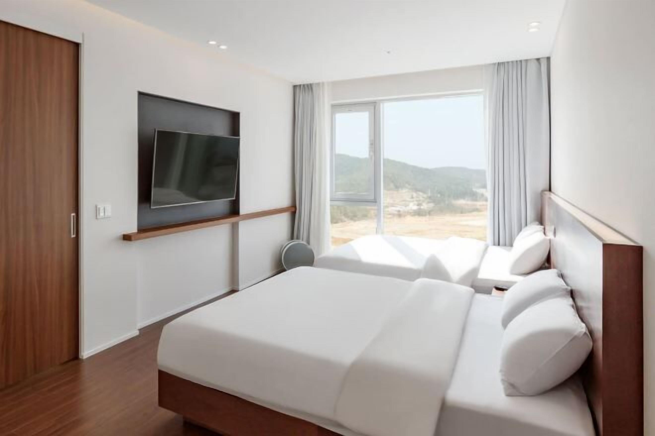 Verdunkelungsvorhänge, kostenloses WLAN