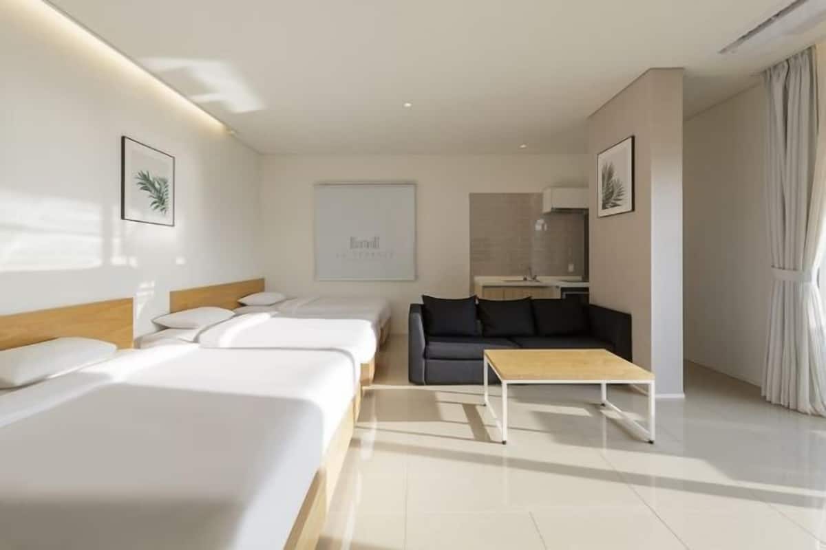 Verdunkelungsvorhänge, kostenloses WLAN