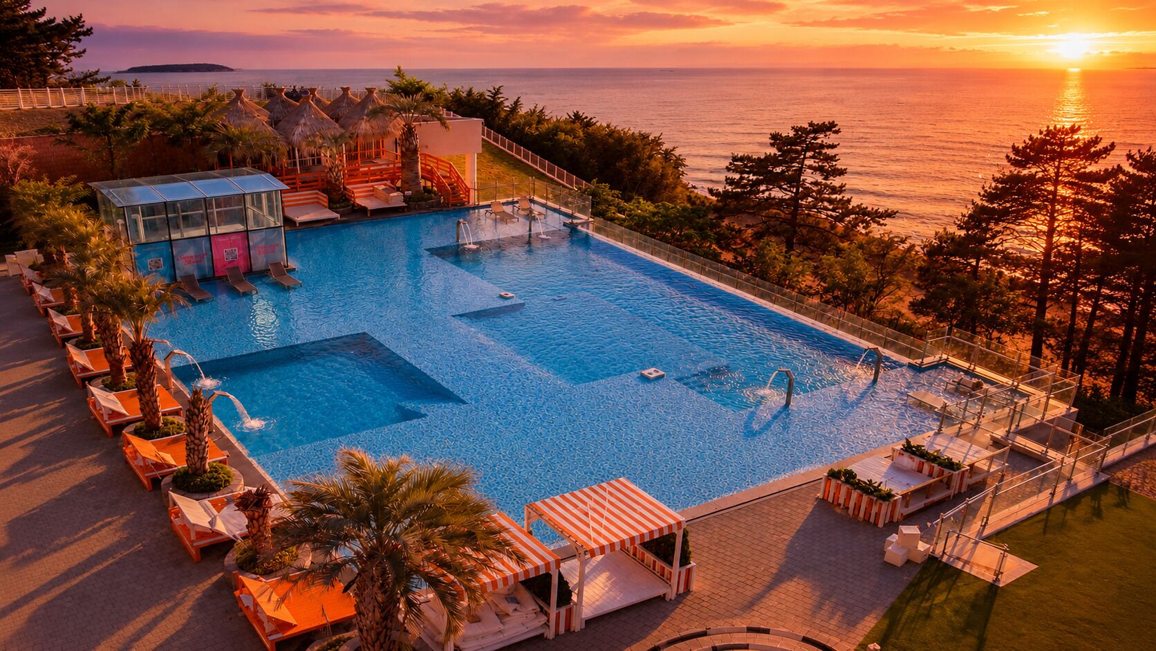 Infinity-Pool