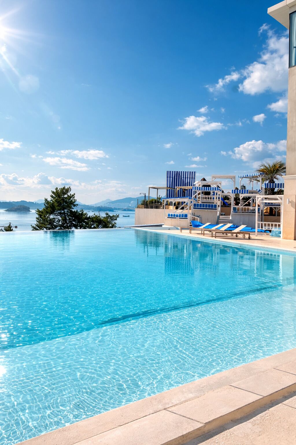 2 indoor pools, 4 outdoor pools, cabanas (surcharge)