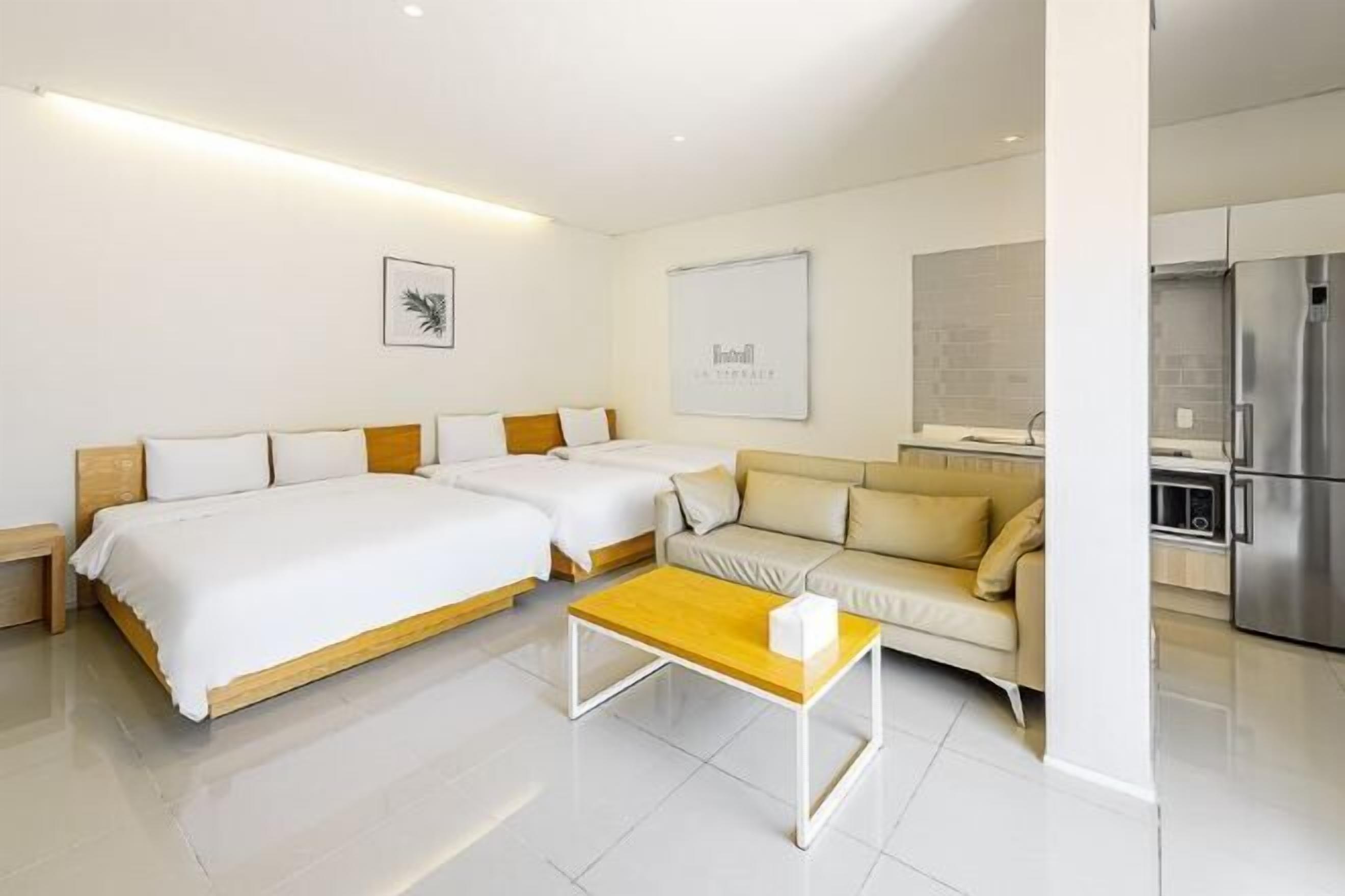 Verdunkelungsvorhänge, kostenloses WLAN