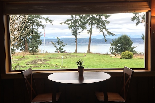 Double Room, 1 Queen Bed, Non Smoking, Ocean View | Water view