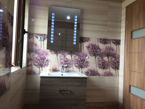 مجففات شعر، مناشف