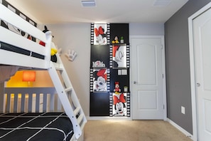 5 bedrooms, iron/ironing board, travel cot, free WiFi