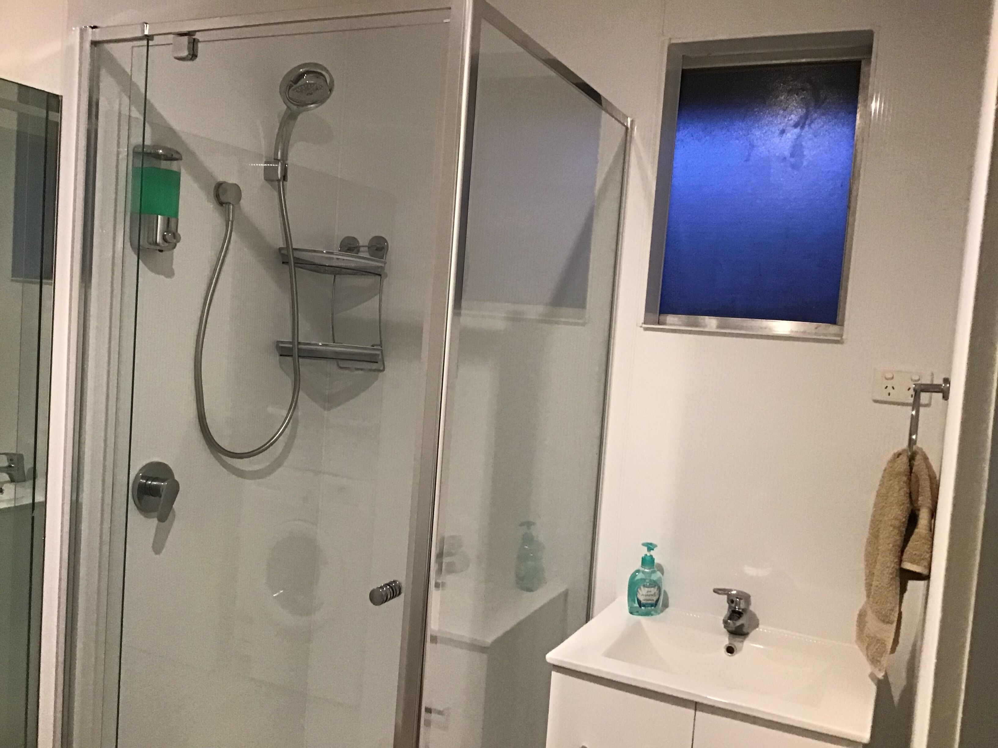 Walk everywhere! Centrally located! — image 10