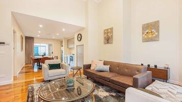 Televisio, työhuone